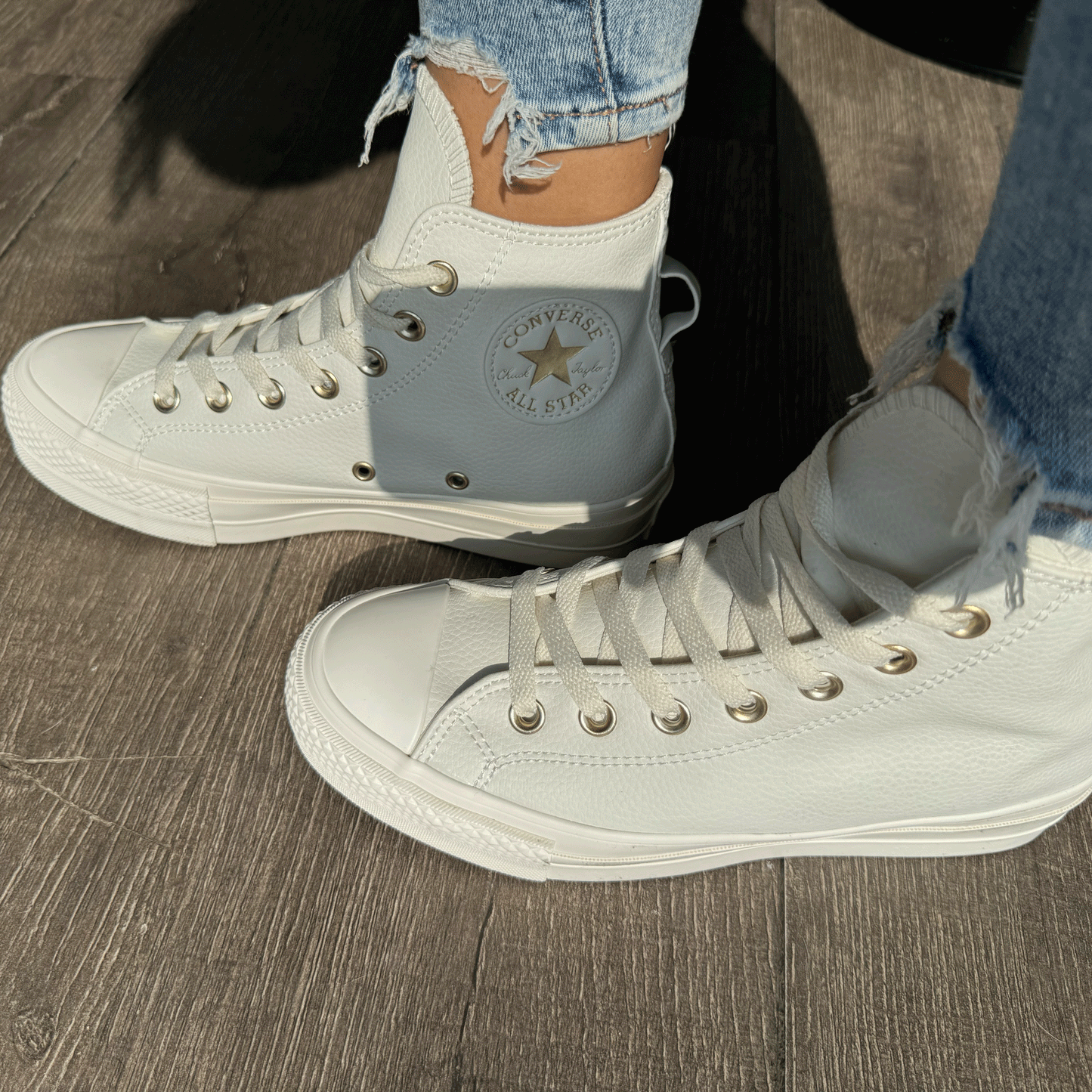 CONVERSE