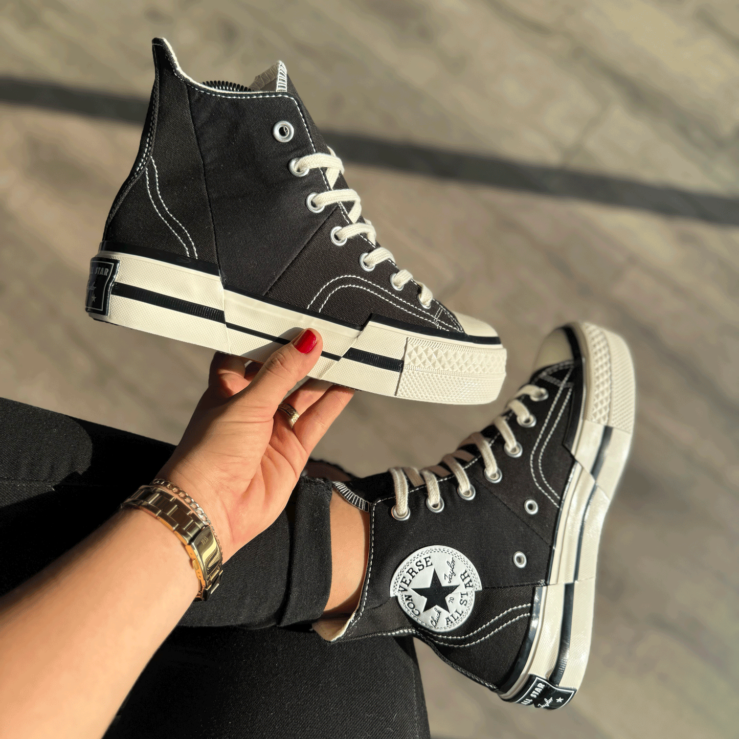 CONVERSE