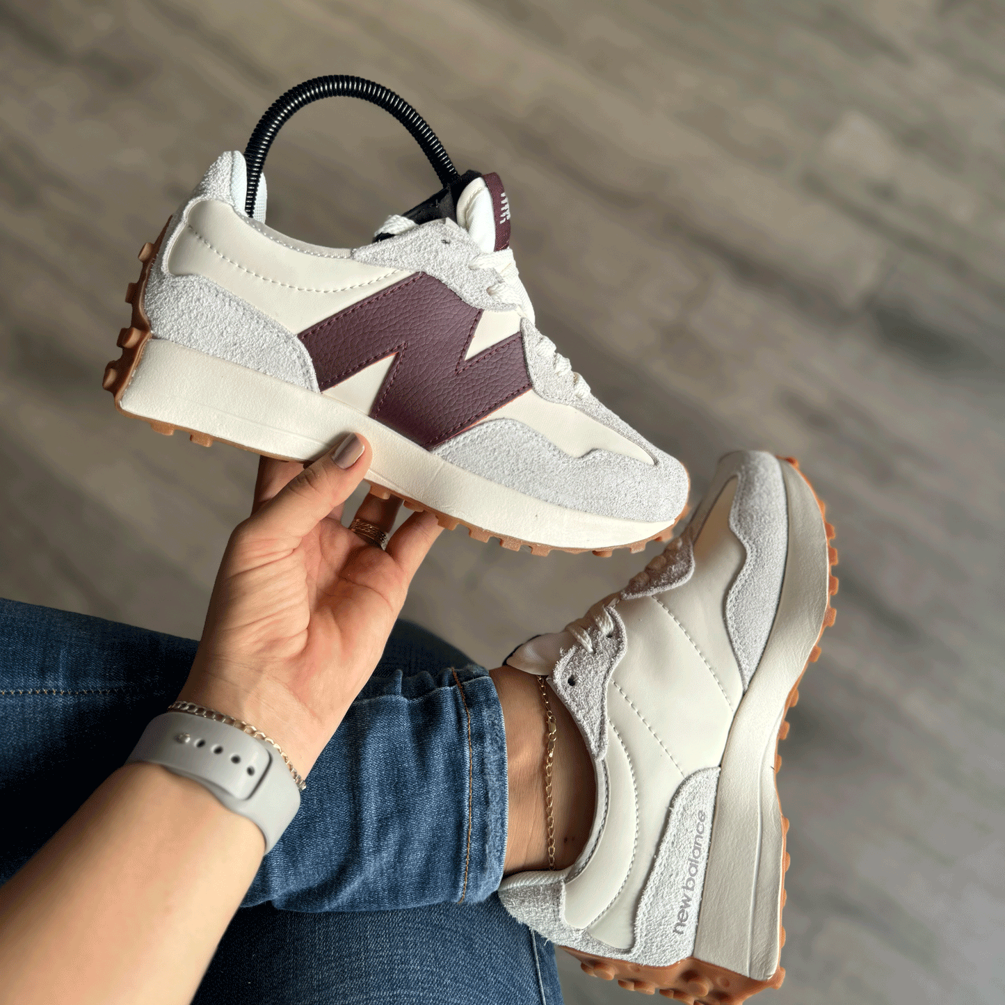 NEW BALANCE